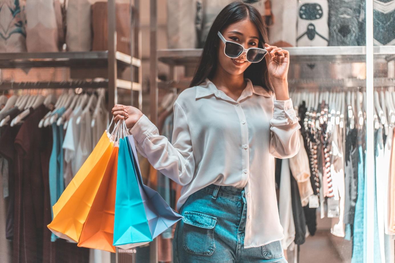 https://2024.veritasbanking.com/Managing children's pocket money with a prepaid card